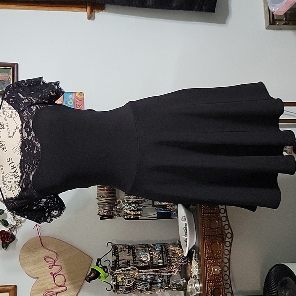 BOOHOO DRESS